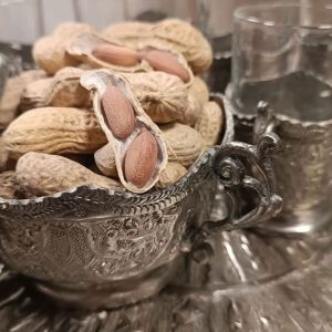 بادام زمینی غلاف دار